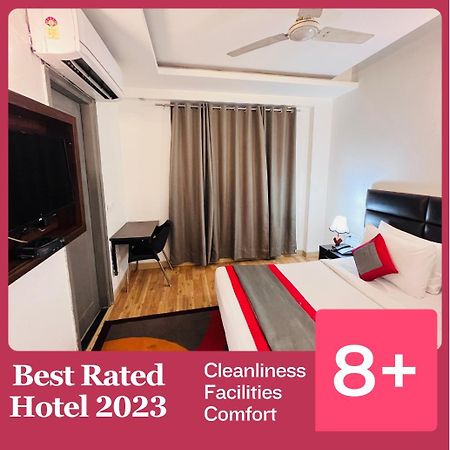 Hotel At Residency Kaushambi Couple Friendly Ghaziabad Εξωτερικό φωτογραφία