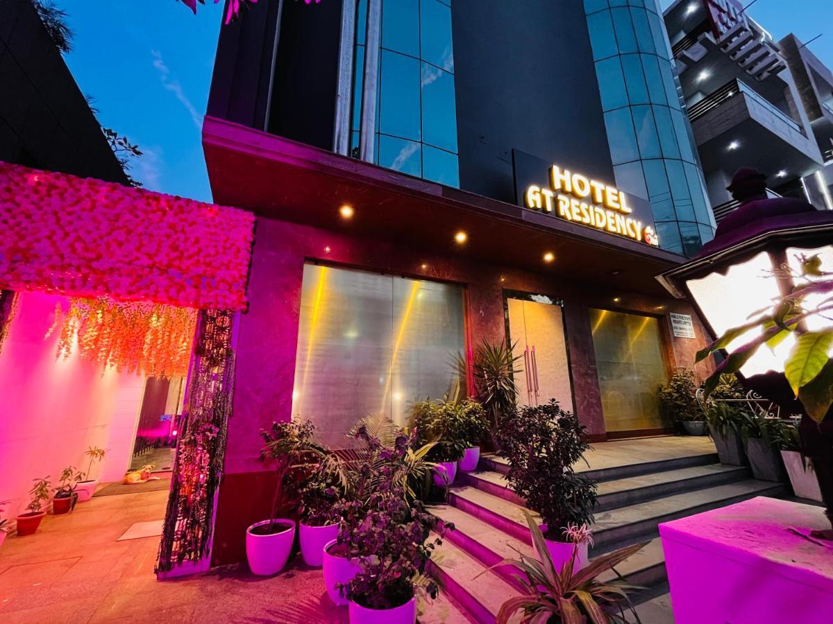 Hotel At Residency Kaushambi Couple Friendly Ghaziabad Εξωτερικό φωτογραφία
